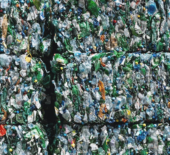 external-article-addressing-challenges-plastic-waste-@2x.jpg